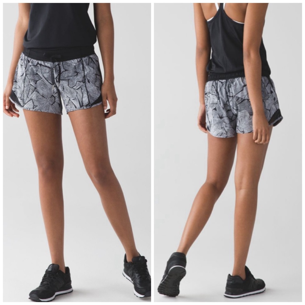 Lululemon Hotty Hot Short (Long) Dottie Tribe White Black / Black